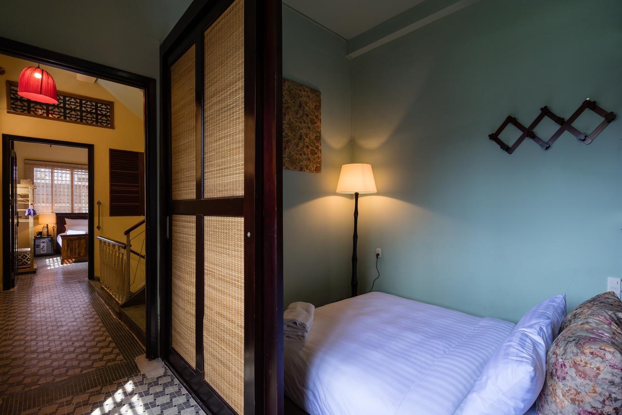 ホーチミン The Red House Bed & Breakfast エクステリア 写真